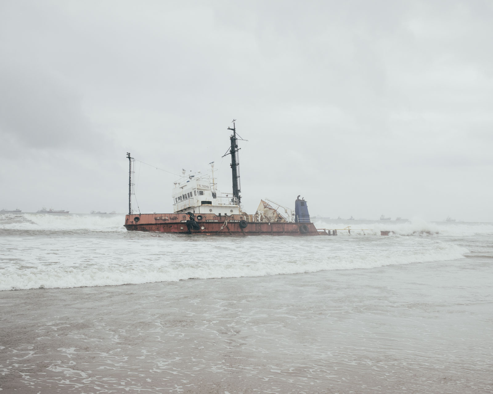 Ms Unicorn, Takwa Bay, Lagos, Nigeria, 2019 © Robin Hinsch