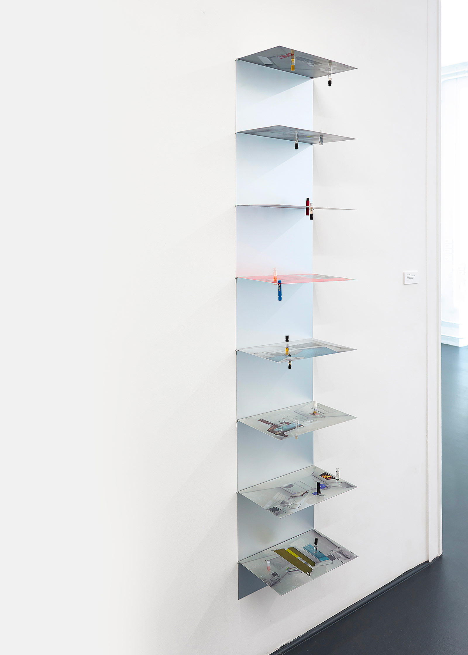 Gel transfer on anodized aluminum, perfume samples, 35 x 175 x 20 cm, 09.07.2024, Gallery Fabienne Levy, Genève, Switzerland, © 2024 Mathilde Lesueur